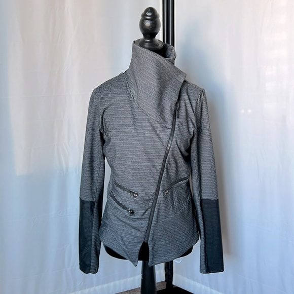 Women’s THE NORTH FACE Perfect Core Moto Zip Up Train Breathable Jacket - Picture 1 of 11